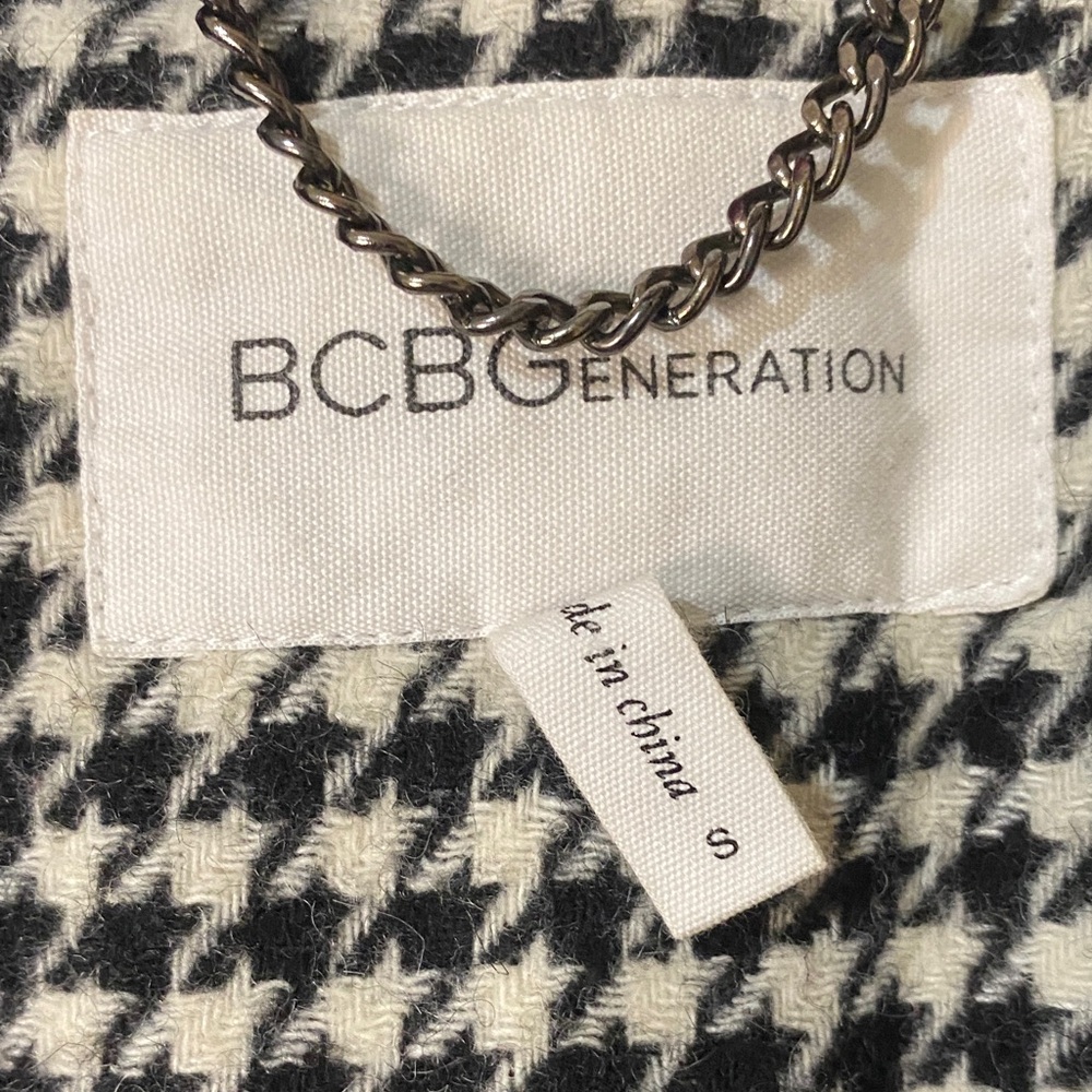 BCBG Generation Black & White Houndstooth Coat Small | Lined Chic Classic - Picture 5 of 9